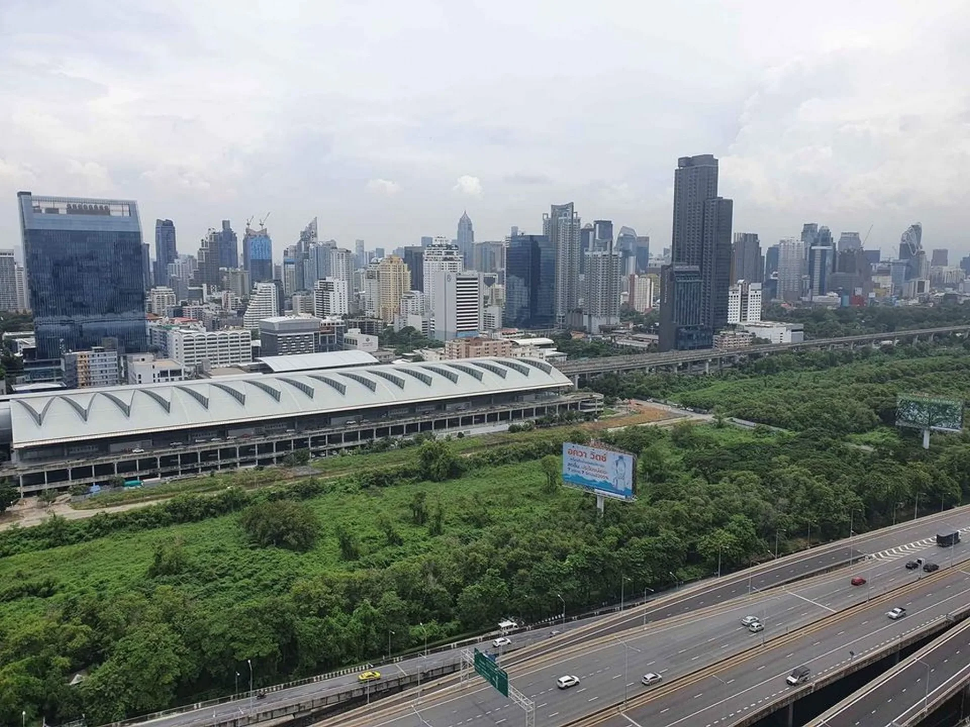 Property photos for Life Asoke Hype