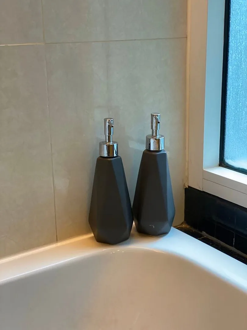 Property photos for Beverly 33