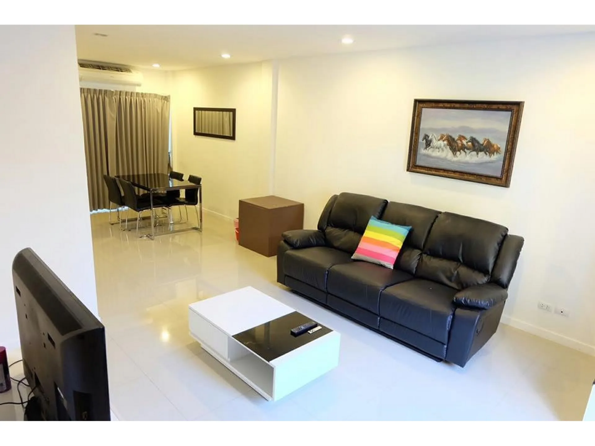 Property photos for Lumpini Town Place Sukhumvit 62