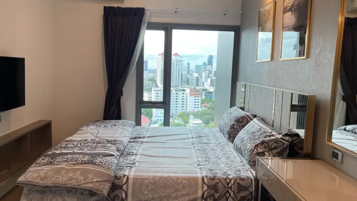 Property photos for The Crest Sukhumvit 34