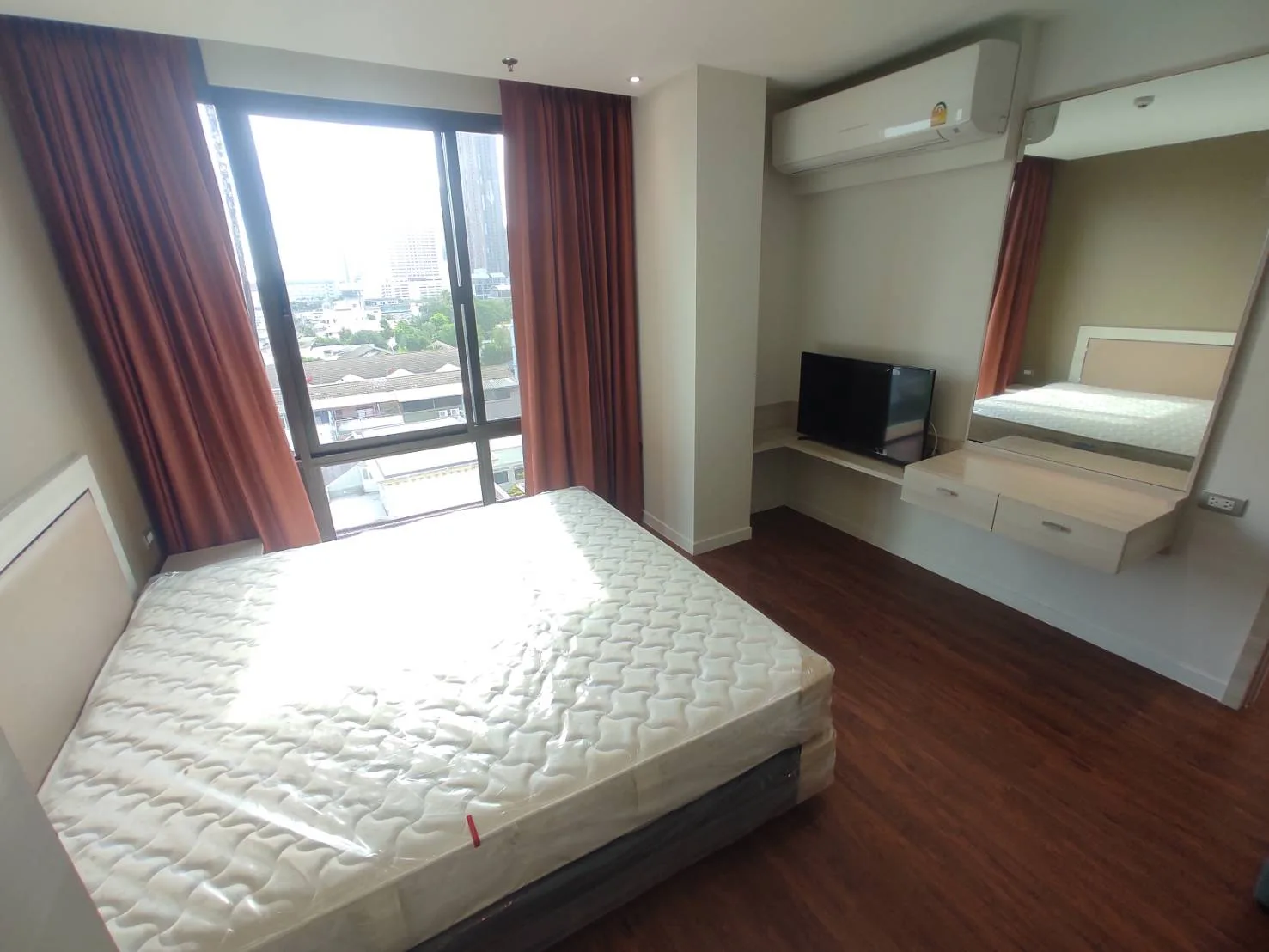 Property photos for Baan Santisuk Sukhumvit 38