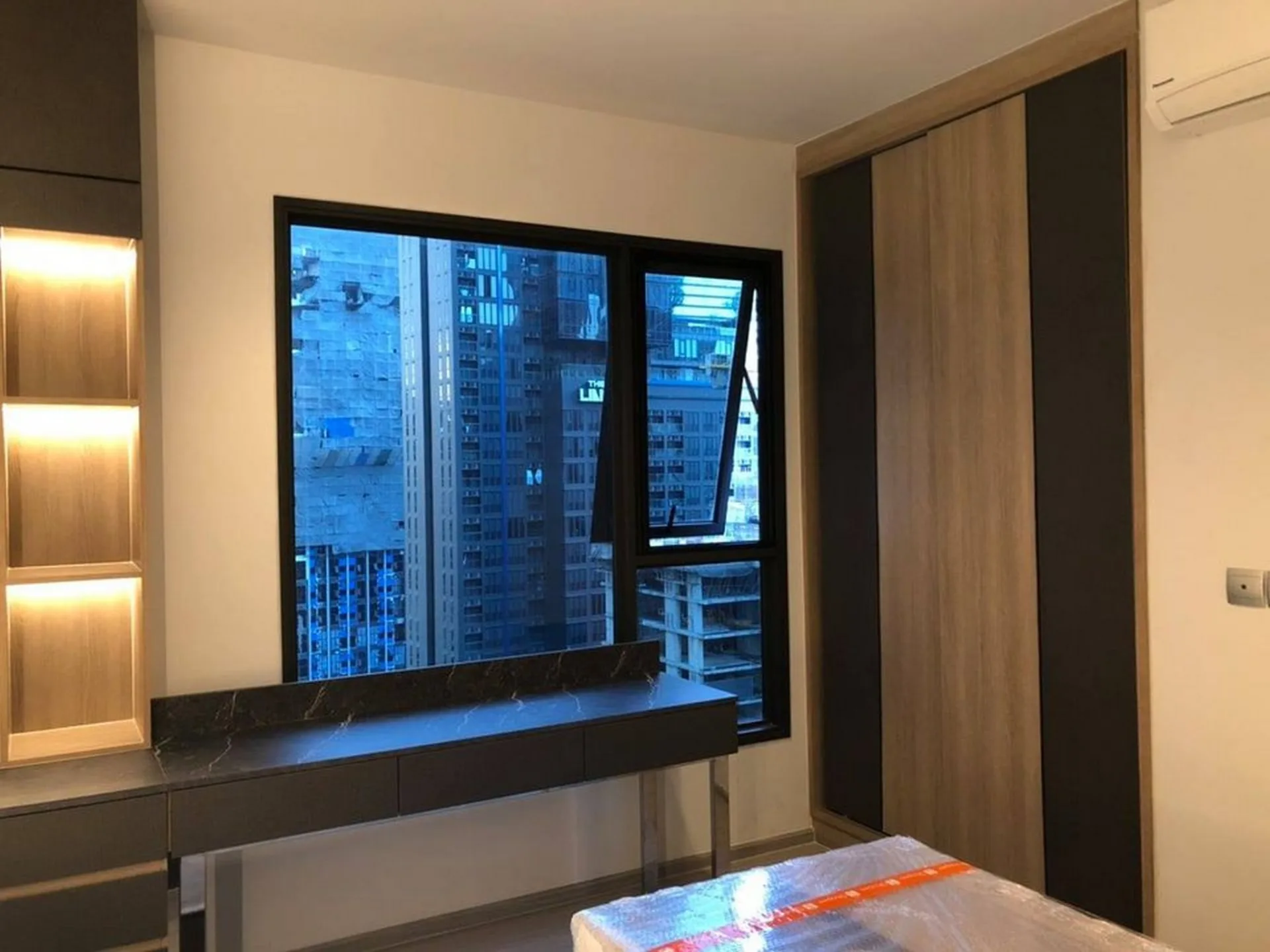 Property photos for LIFE Asoke - Rama 9