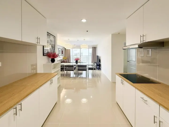 Property photos for The Waterford Diamond