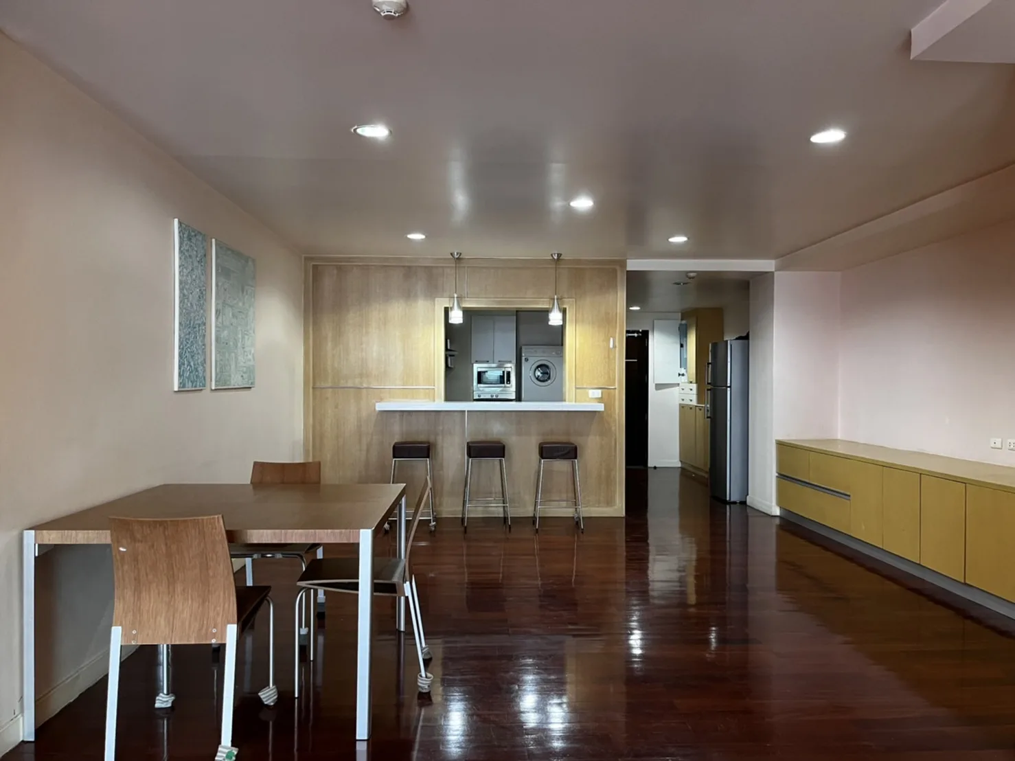 Property photos for Urbana Sukhumvit 15