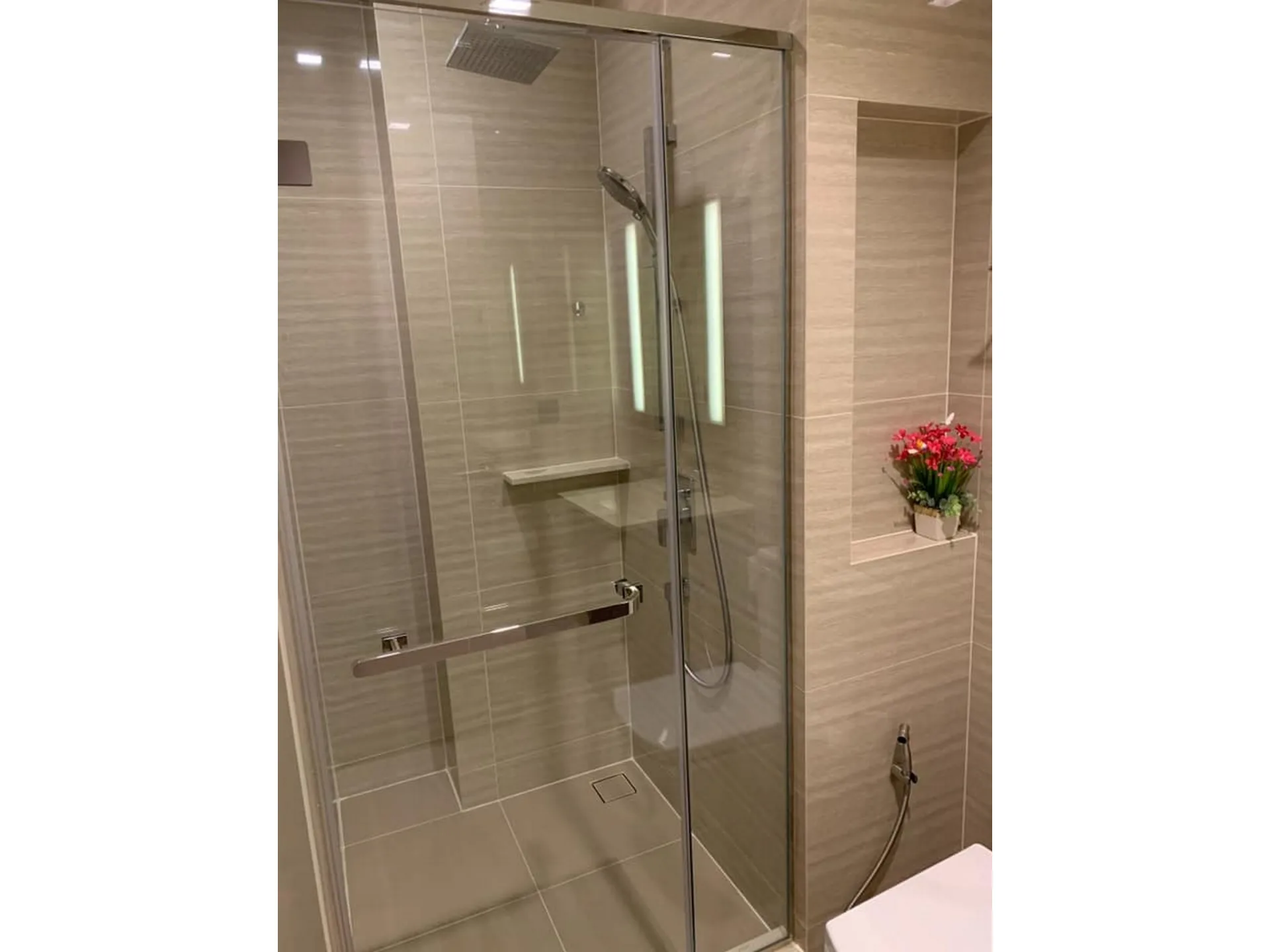 Property photos for The Line Asoke - Ratchada