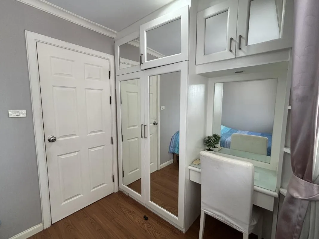 Property photos for Grand Park View Asoke