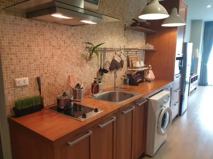 Property photos for Noble Refine