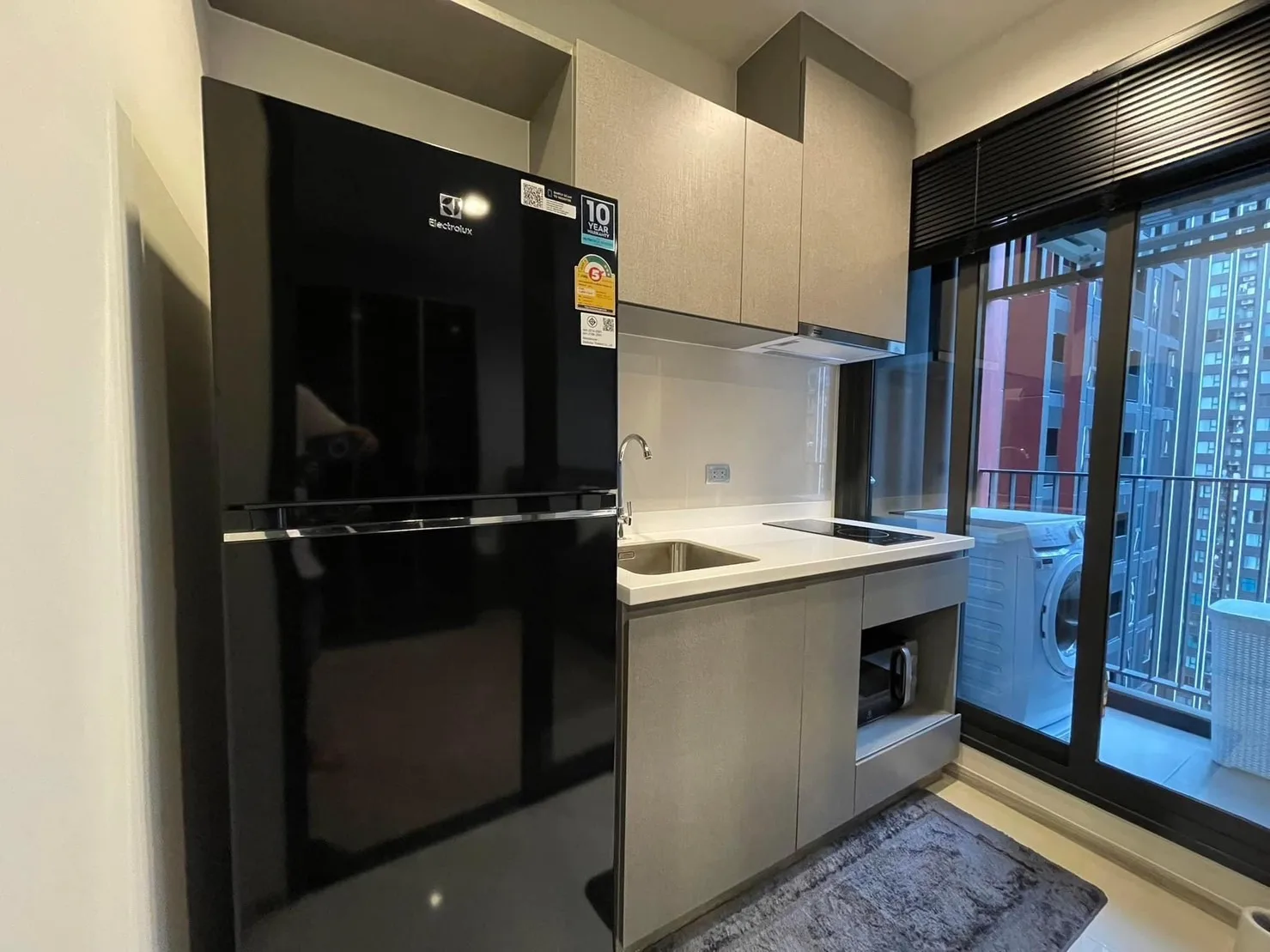 Property photos for Life Asoke Hype