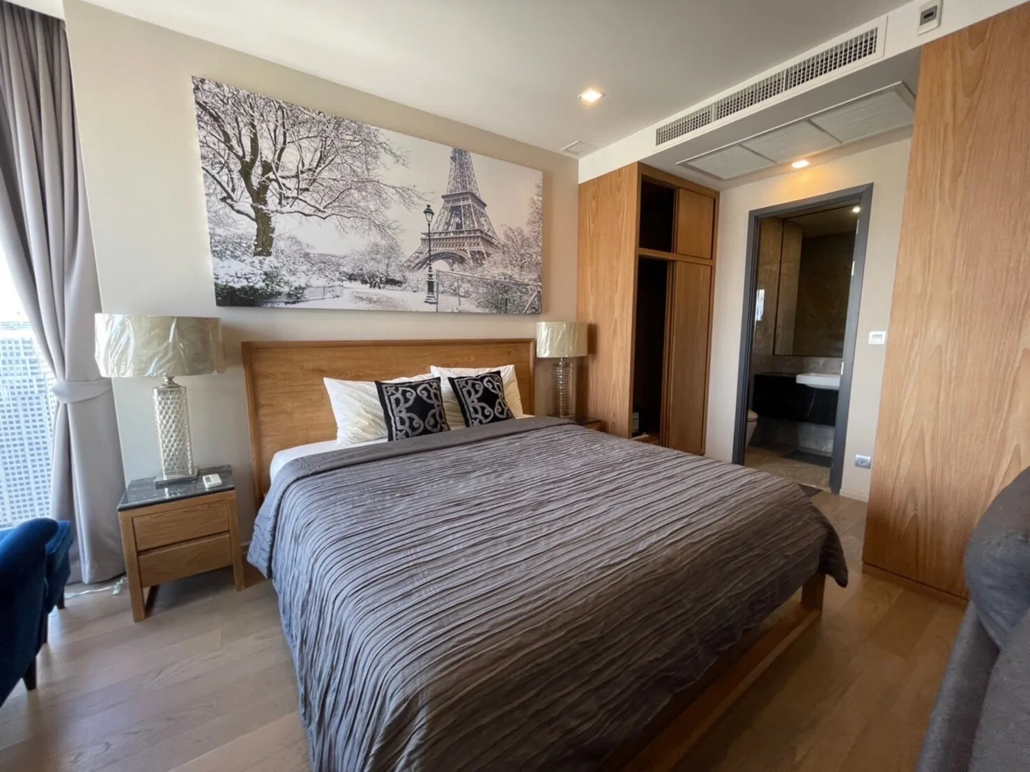 Property photos for Ashton Asoke