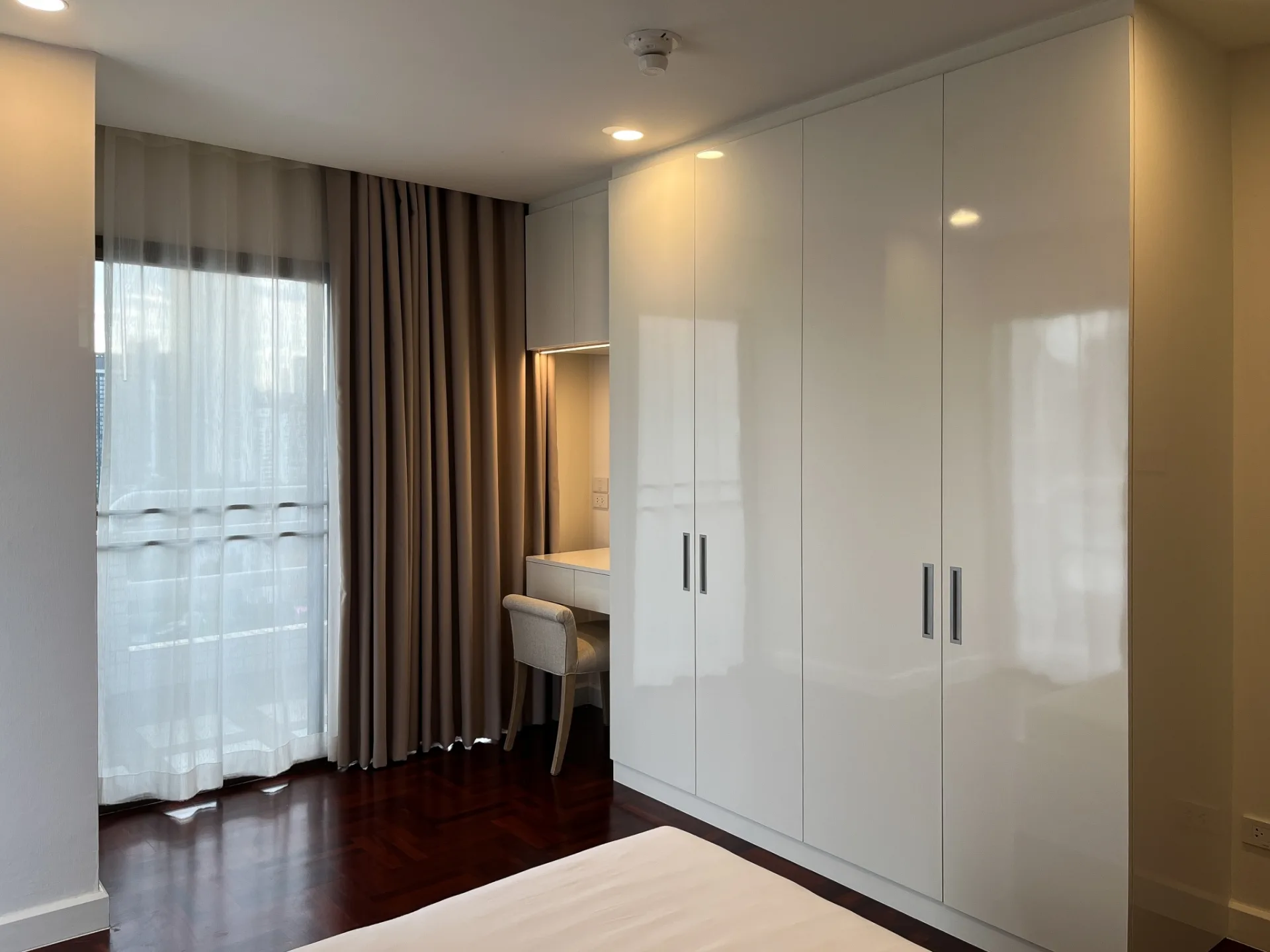 Property photos for Richmond Palace