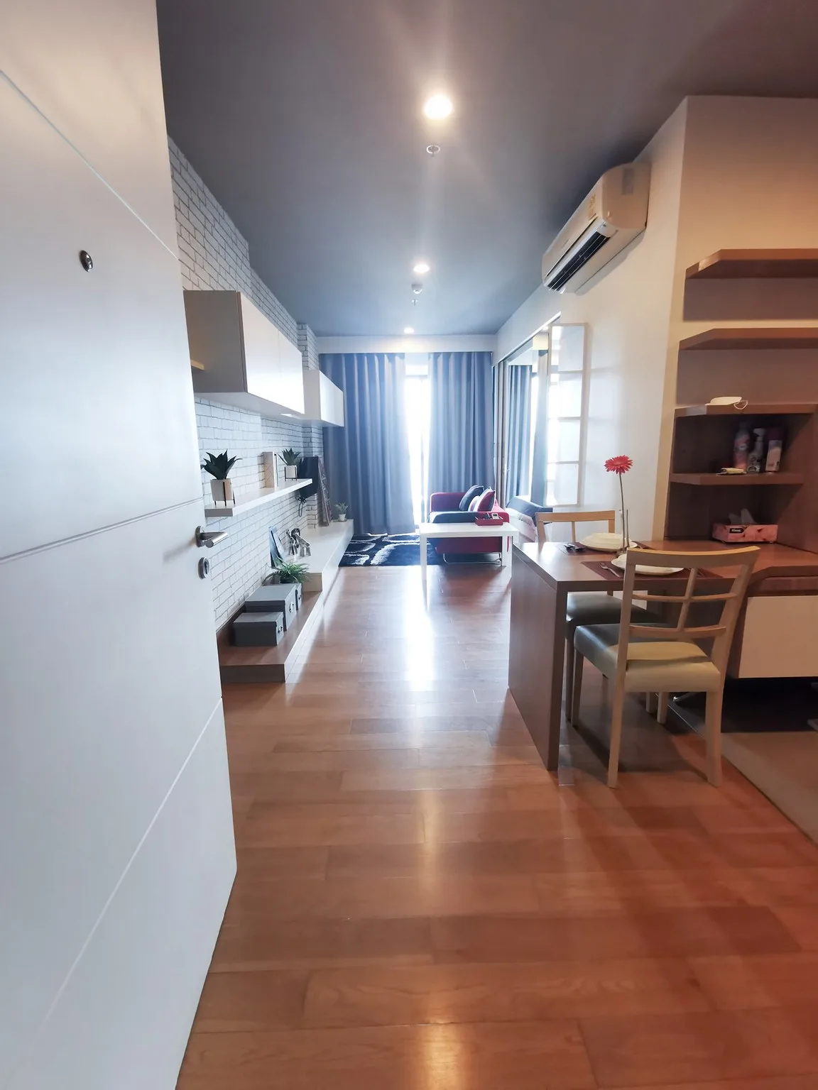 Property photos for Blocs 77