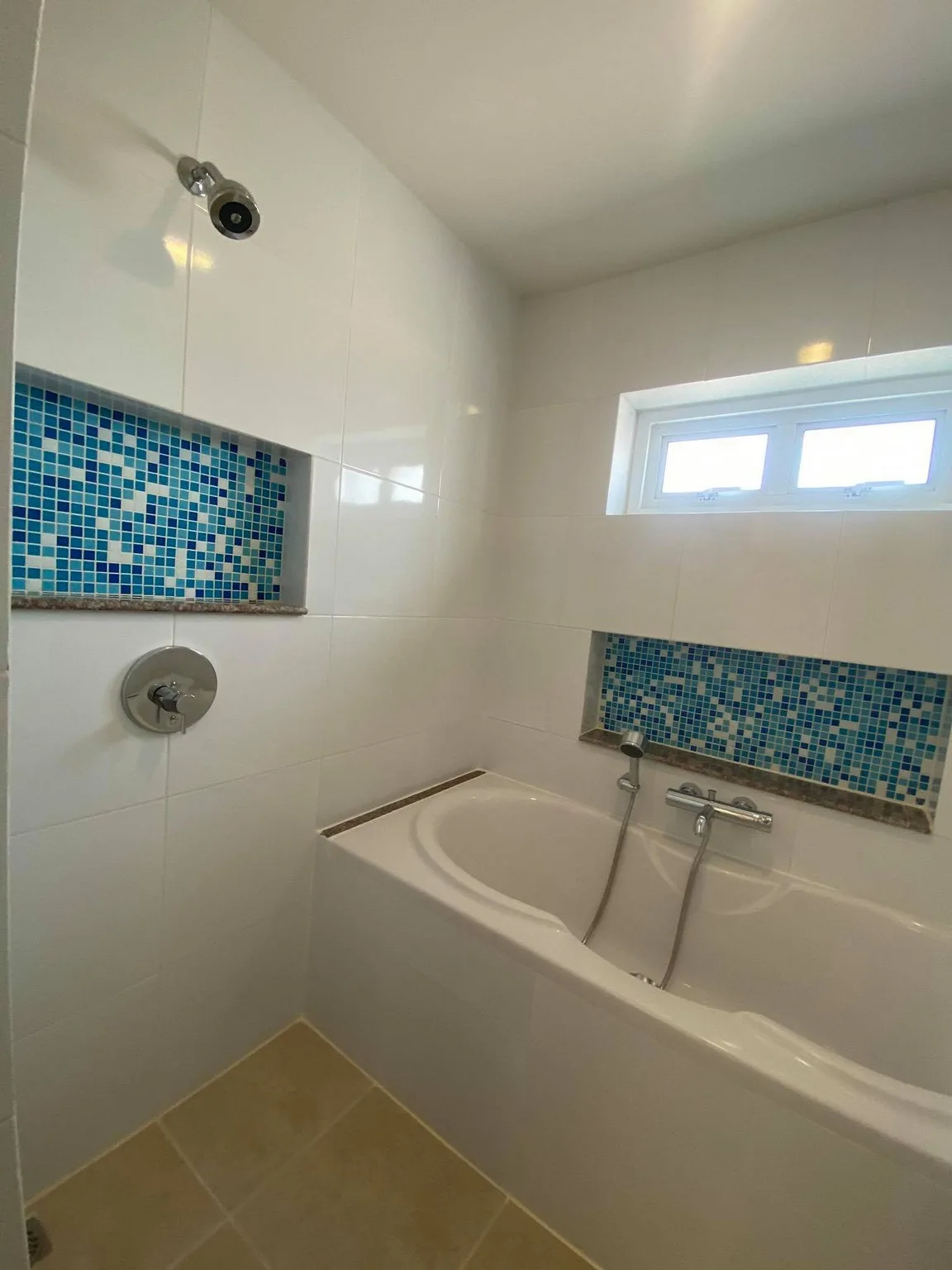 Property photos for Residence 52