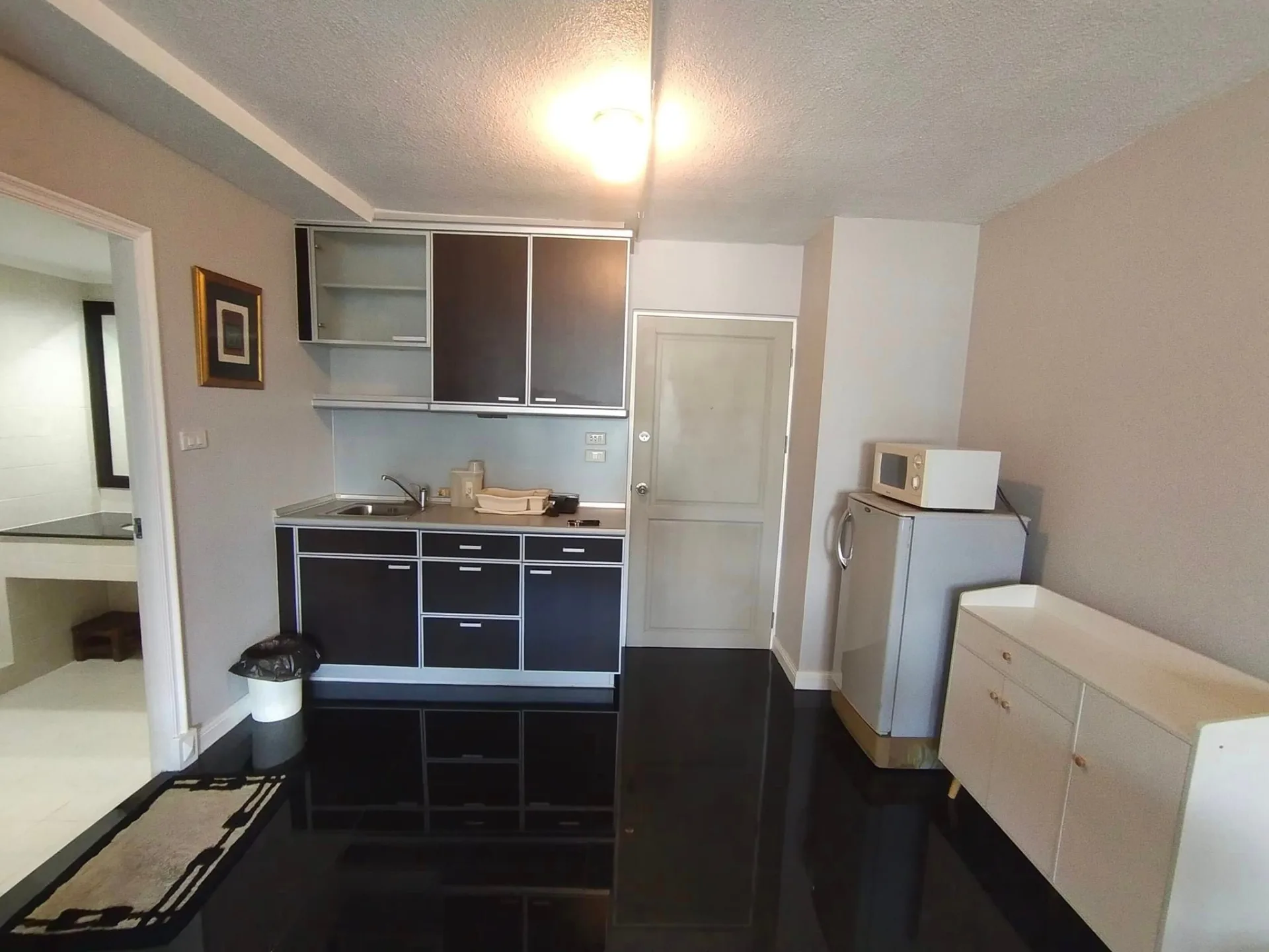 Property photos for 38 Mansion