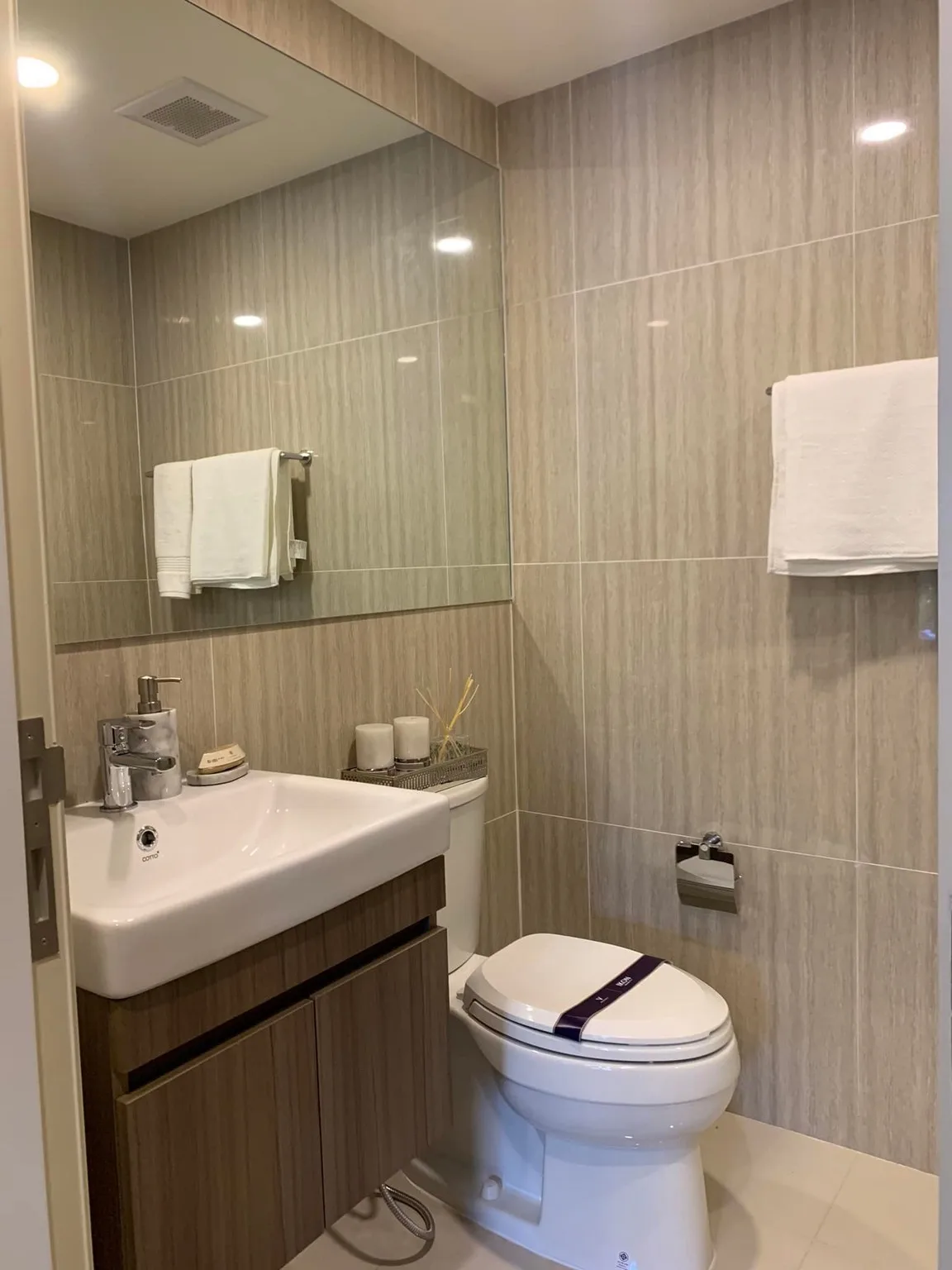 Property photos for Ikon Sukhumvit 77