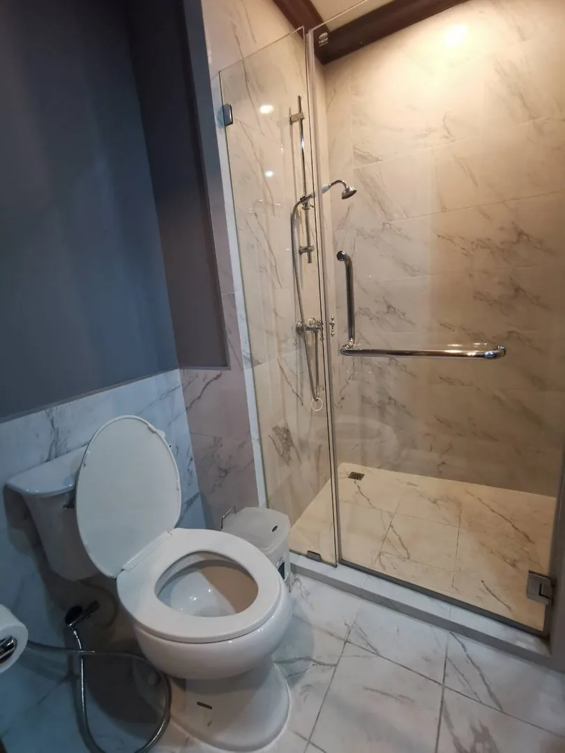 Property photos for The Reserve - Kasemsan 3