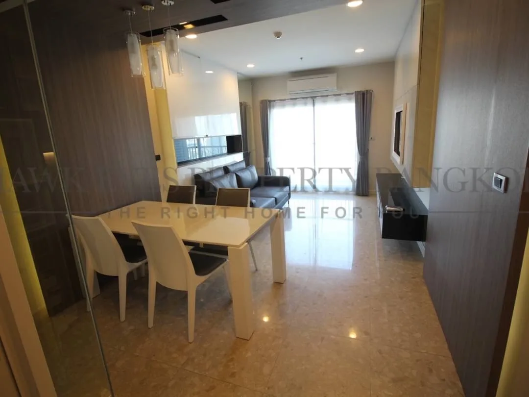 Property photos for The Crest Sukhumvit 34