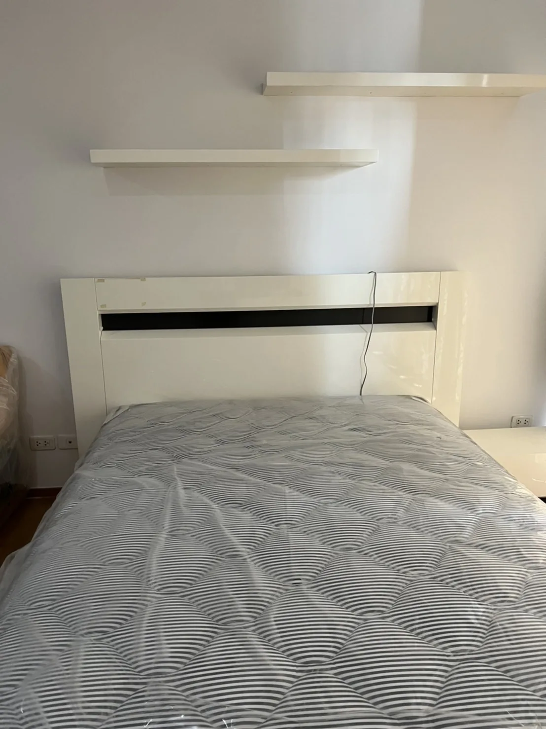 Property photos for Noble Revent