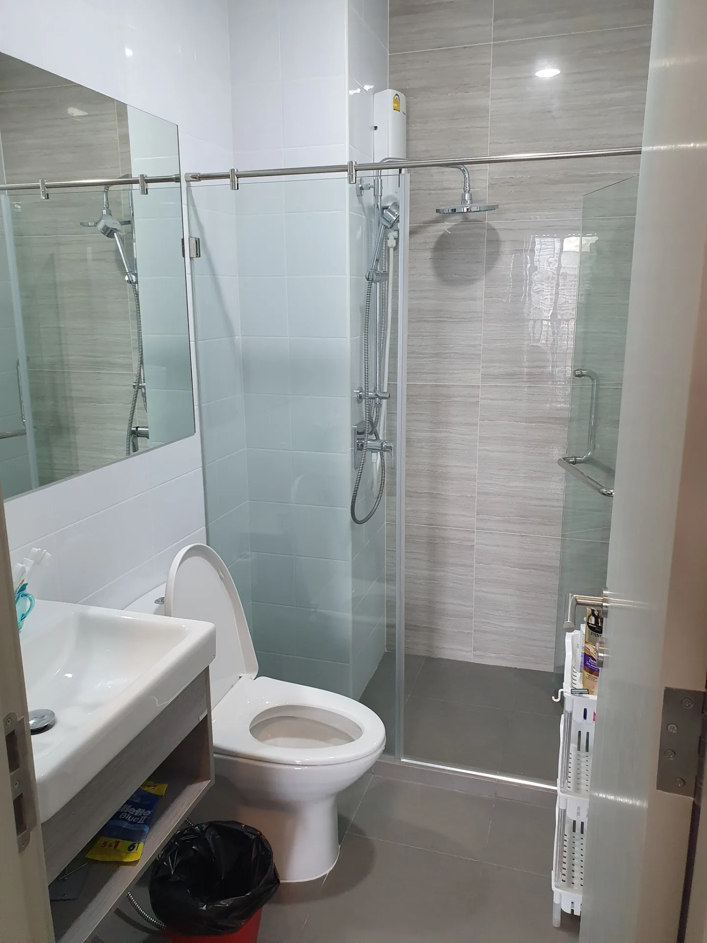 Property photos for KnightsBridge Prime Ratchayothin