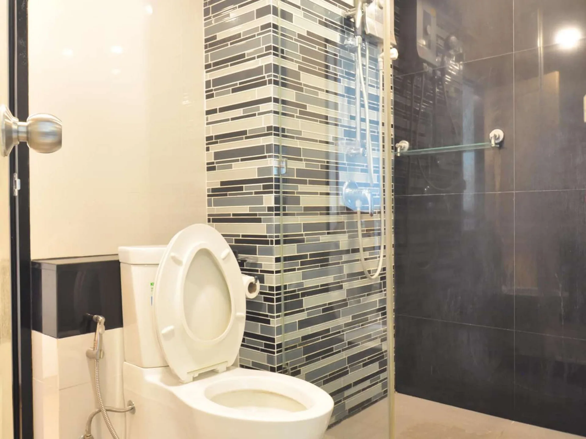 Property photos for Bangkok Feliz Sukhumvit 69