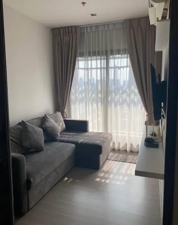 Property photos for Life Asoke Hype
