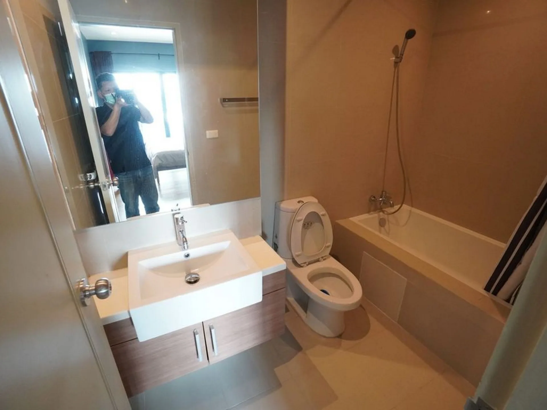 Property photos for Noble Reveal