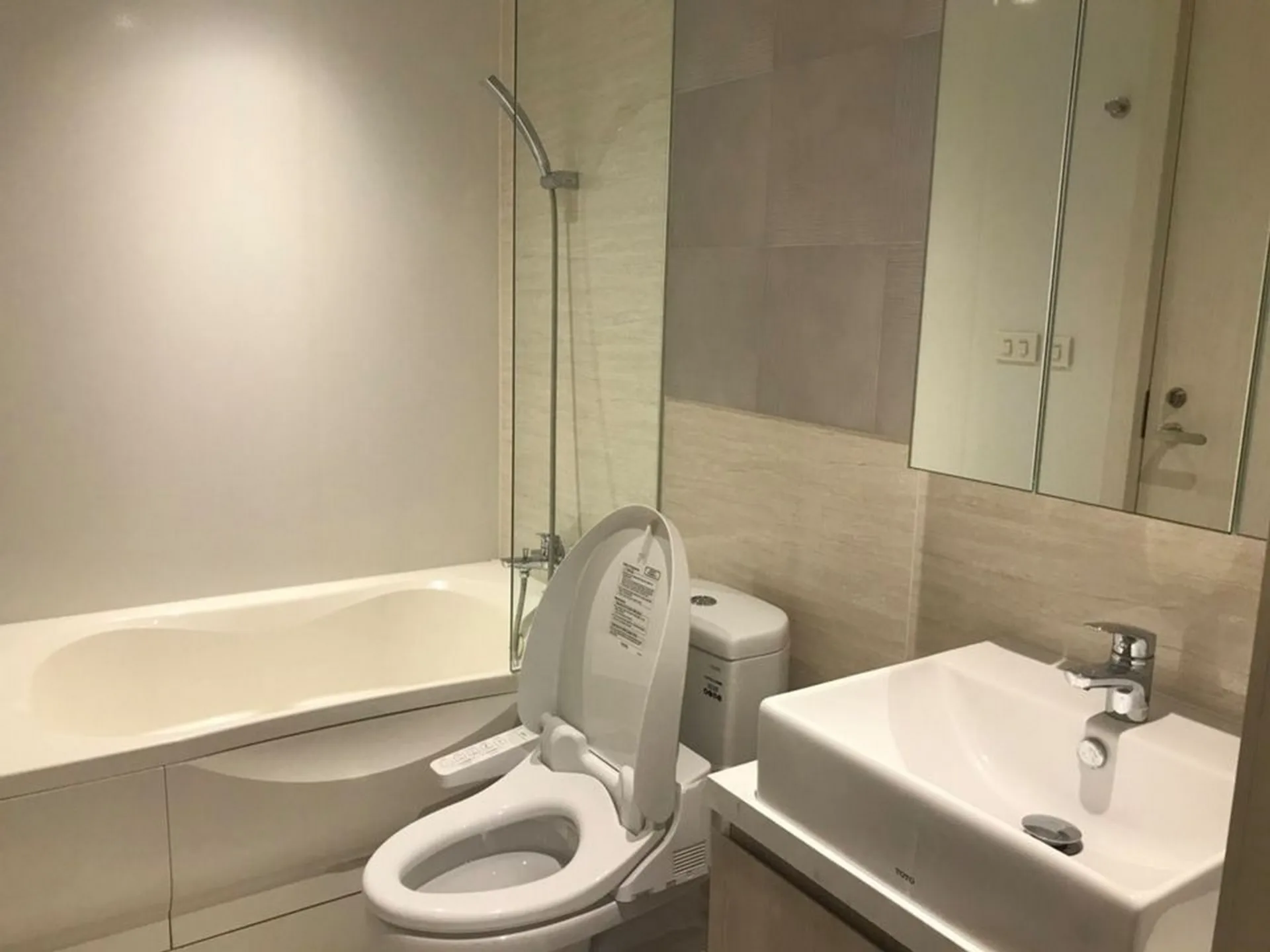 Property photos for Runesu Thonglor 5