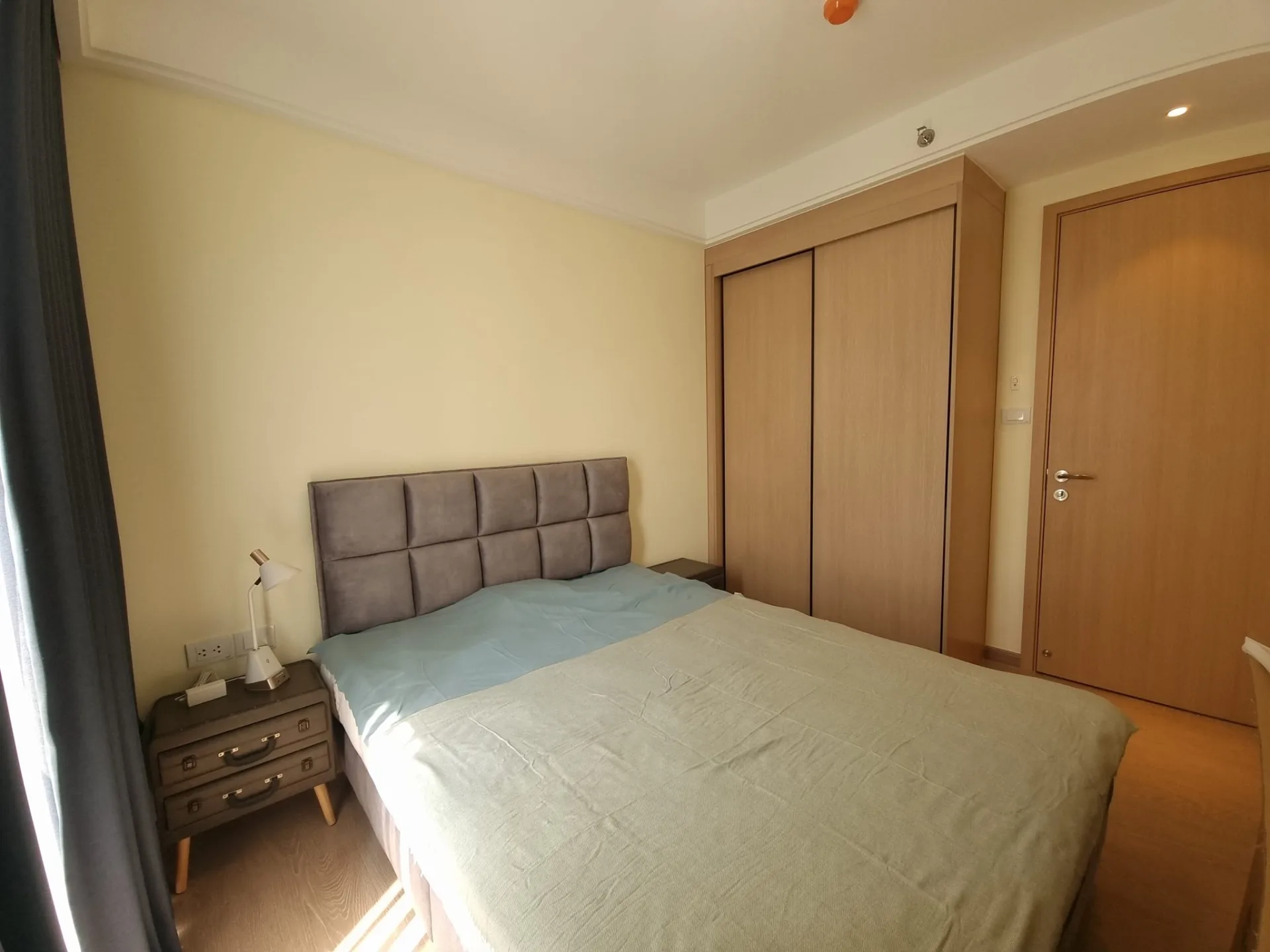 Property photos for Regal Condo Sathorn-naradhiwas