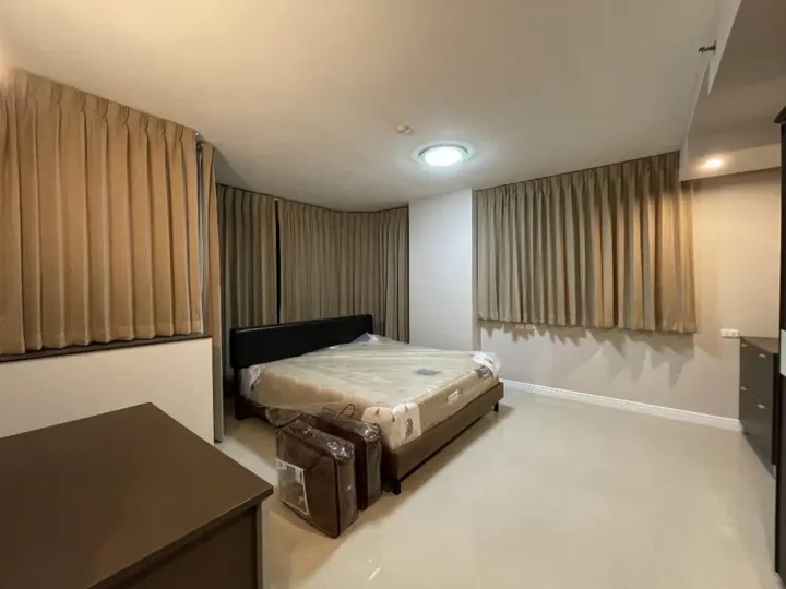 Property photos for Supalai Oriental Place Sathorn - Suanplu