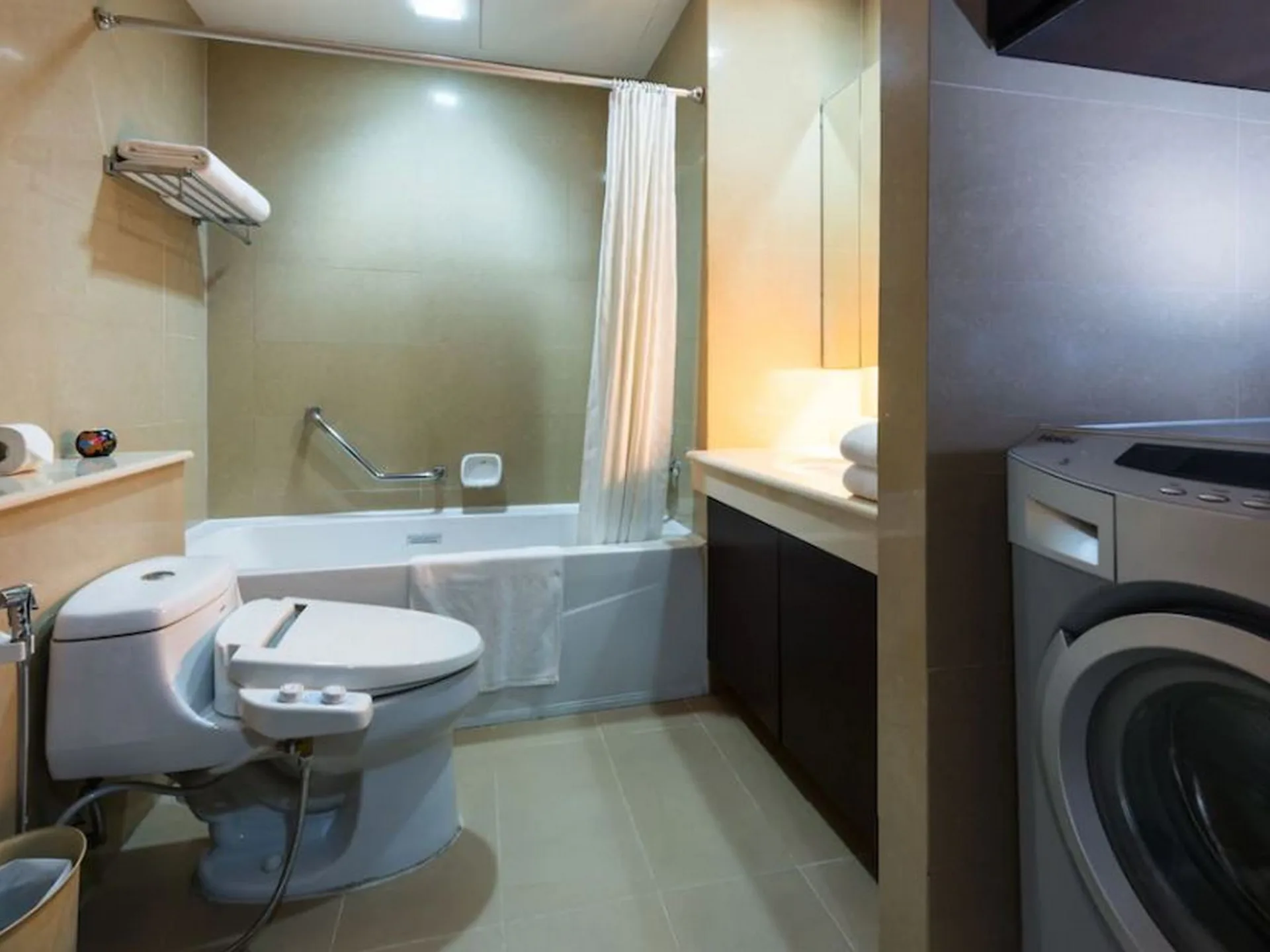 Property photos for Lohas Residences Sukhumvit
