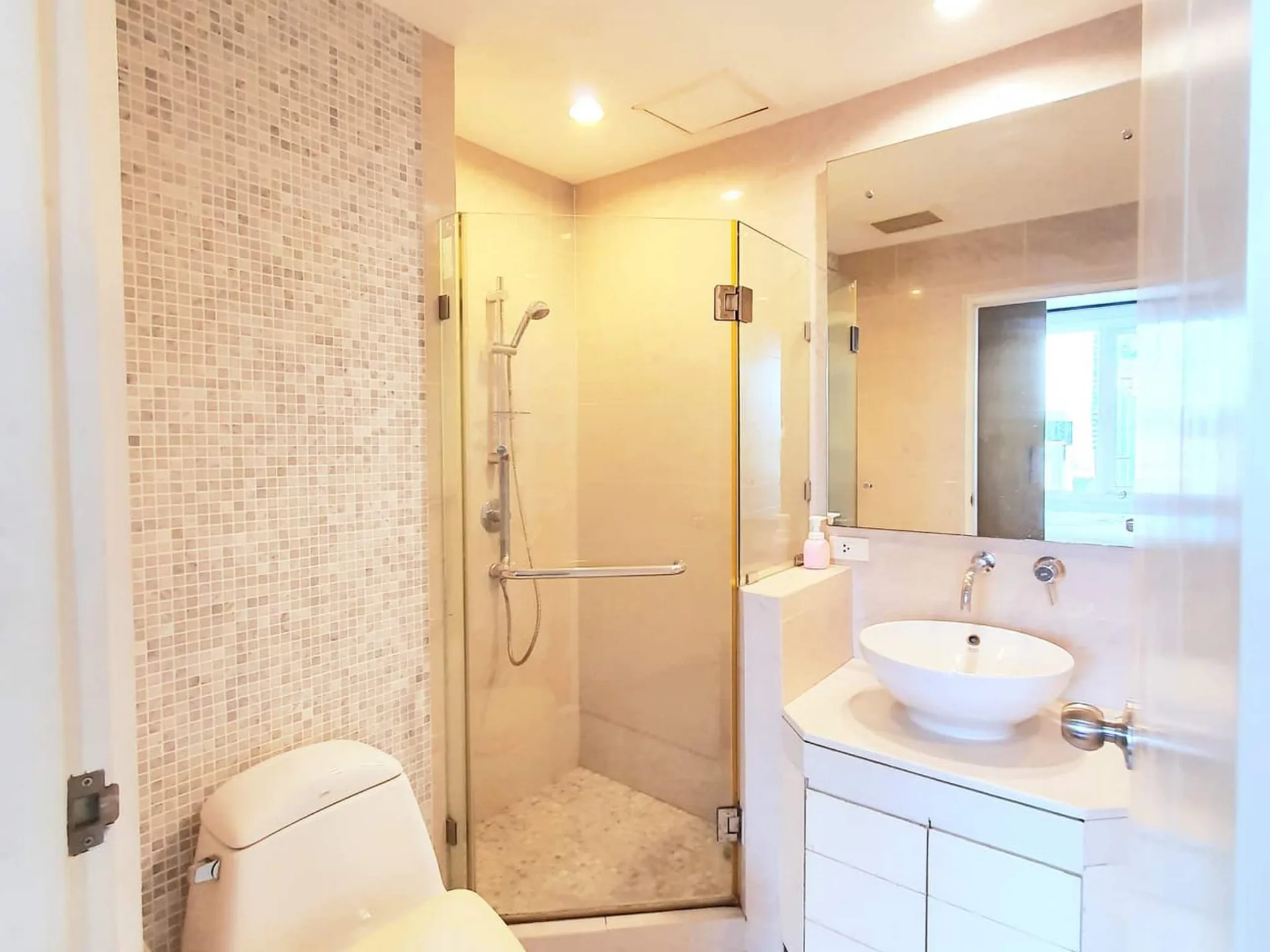Property photos for Baan Siri 24