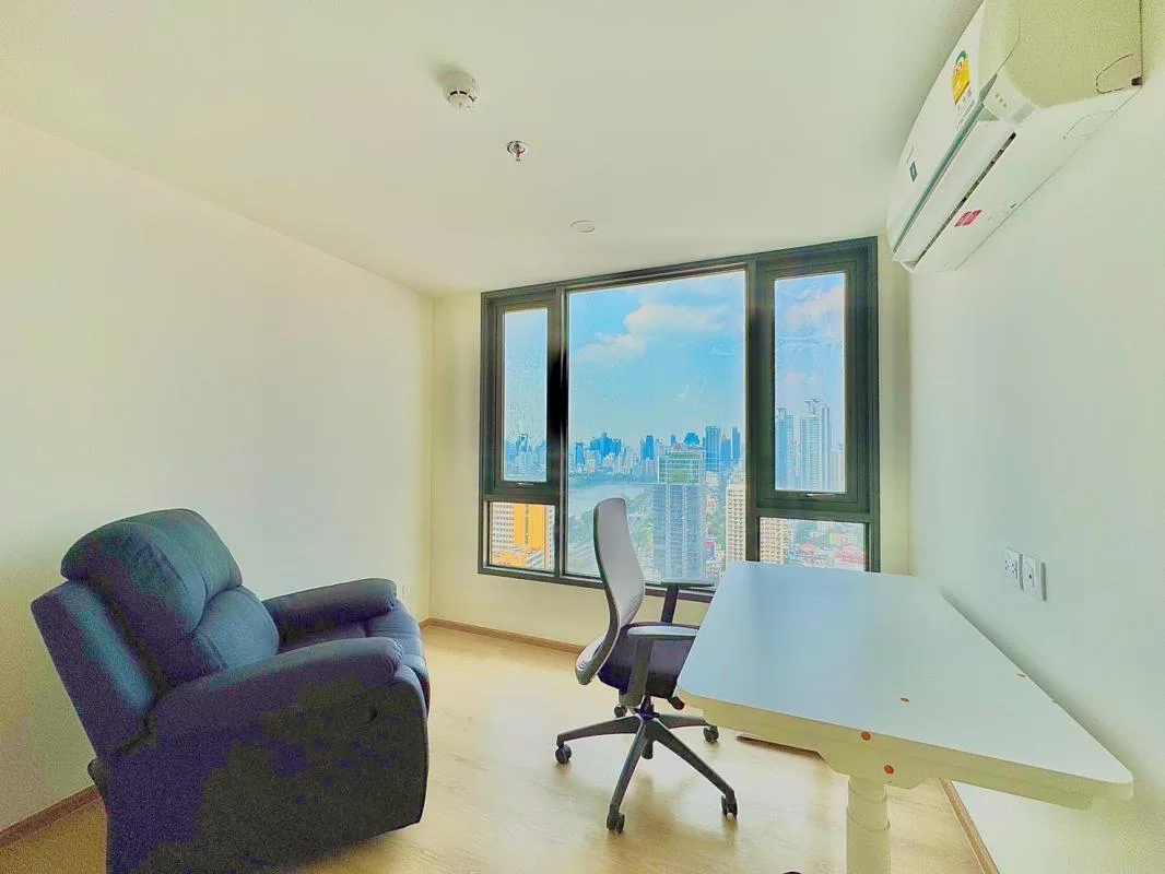 Property photos for Life Rama 4 - Asoke