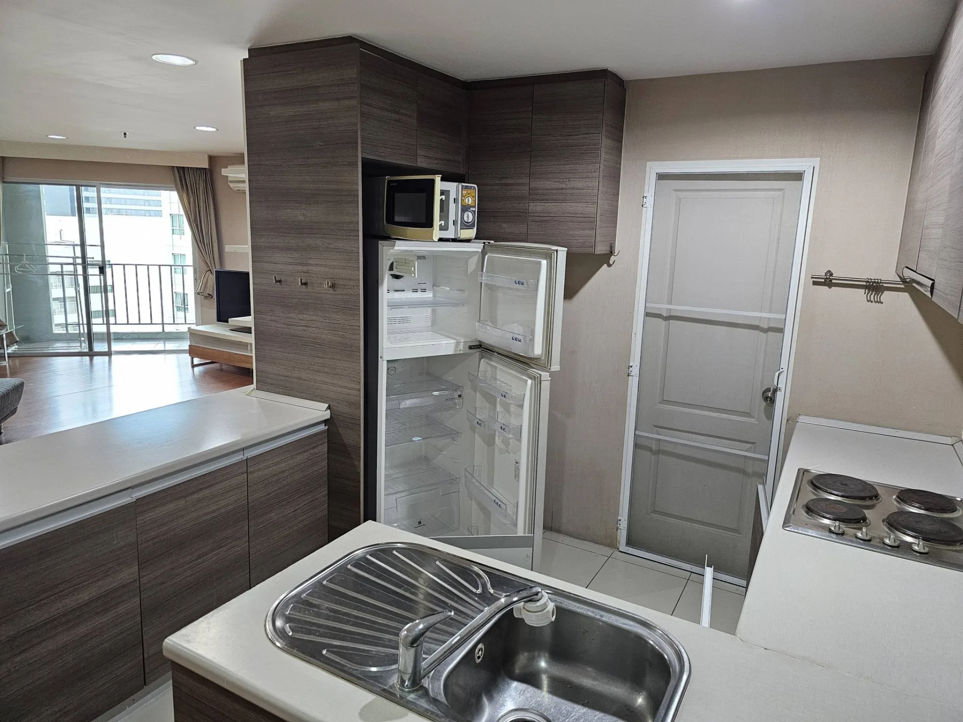 Property photos for Belle Grand Rama 9