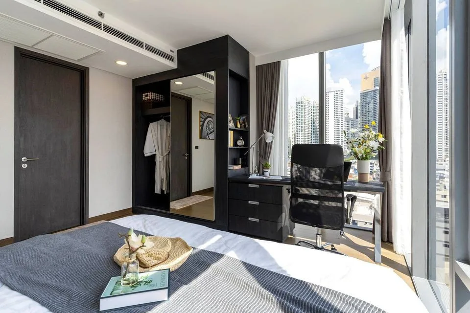 Property photos for Siamese Exclusive Queens