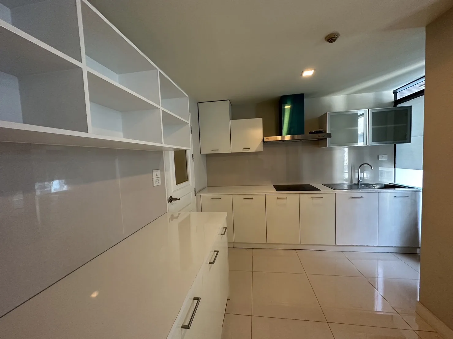 Property photos for Romsai Residence - Thong Lo