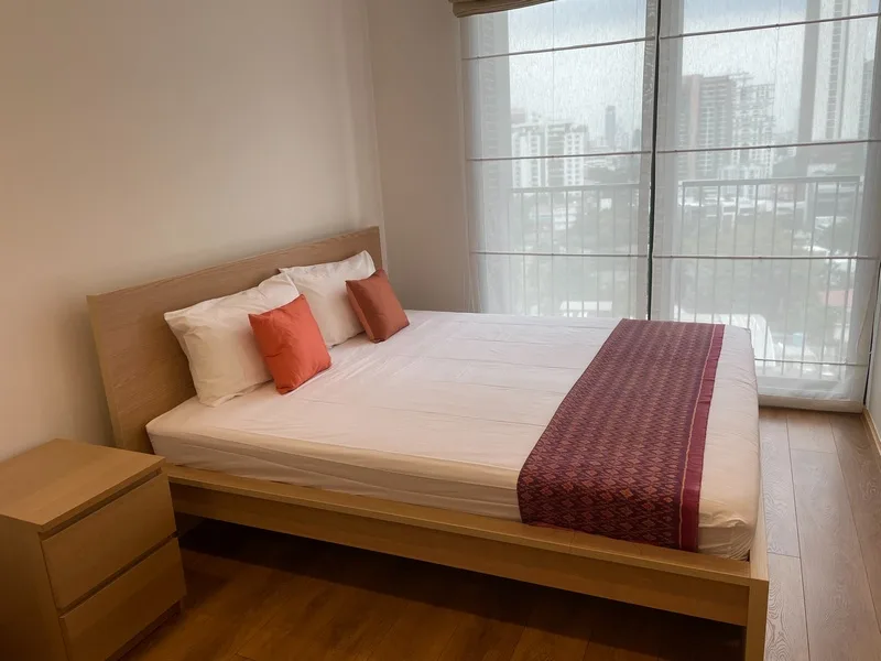 Property photos for Noble BE 33