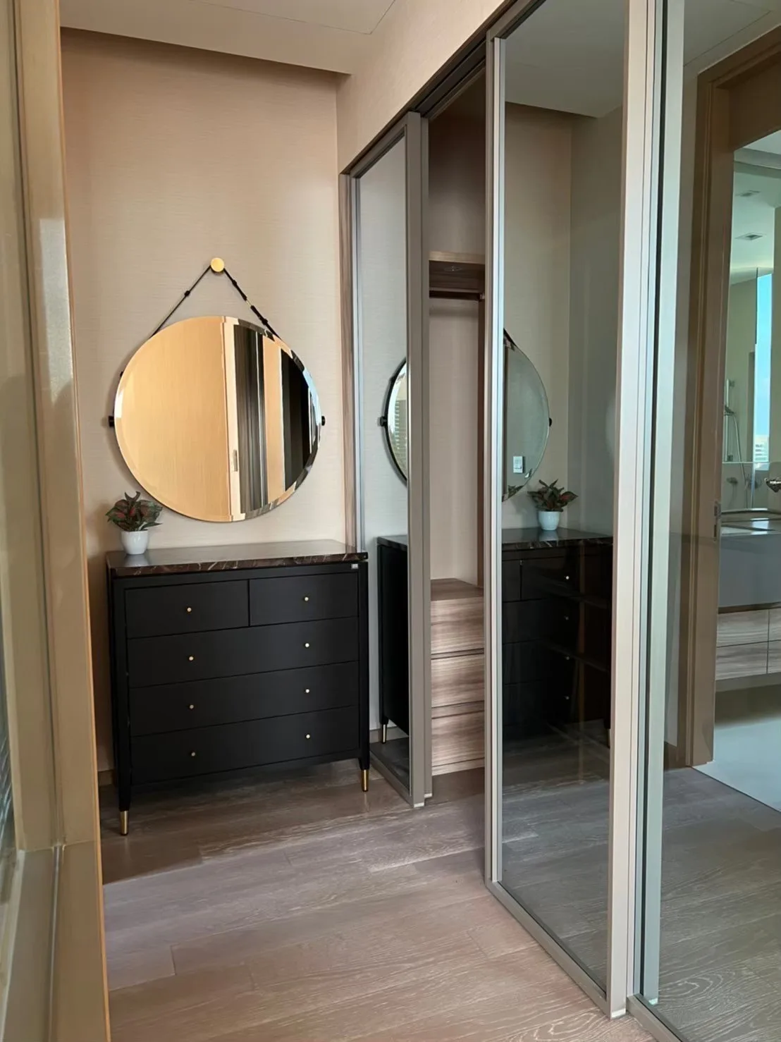 Property photos for The Esse Asoke