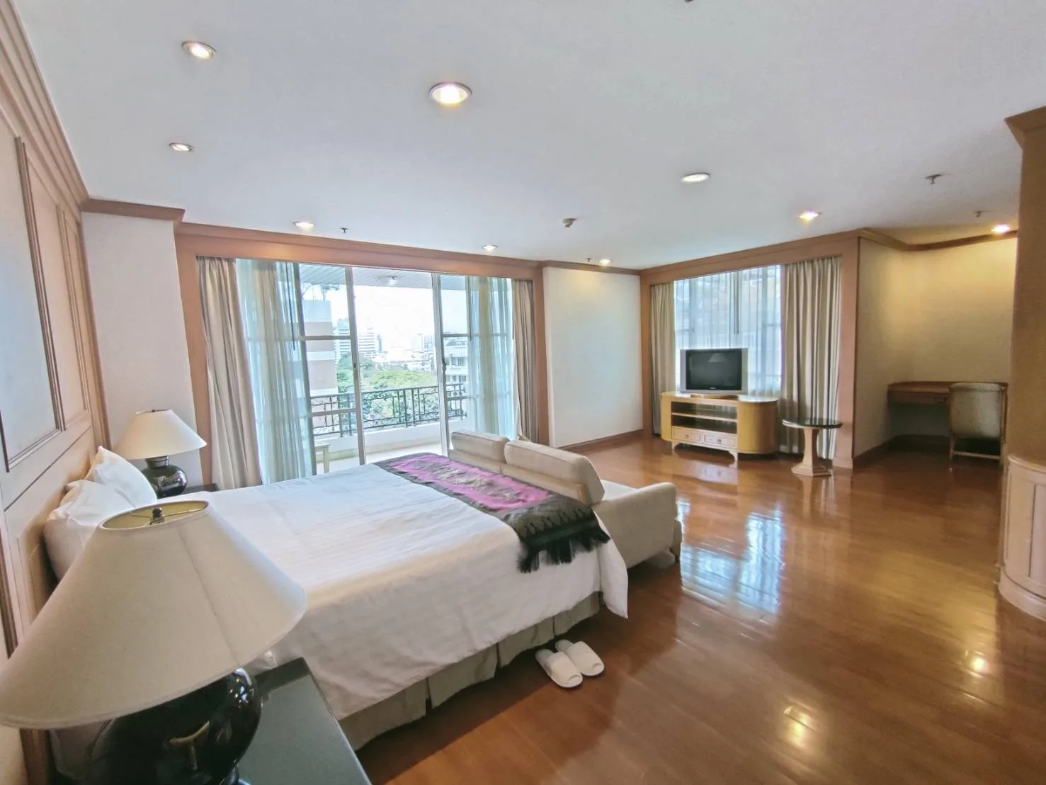 Property photos for Empire Sawasdee