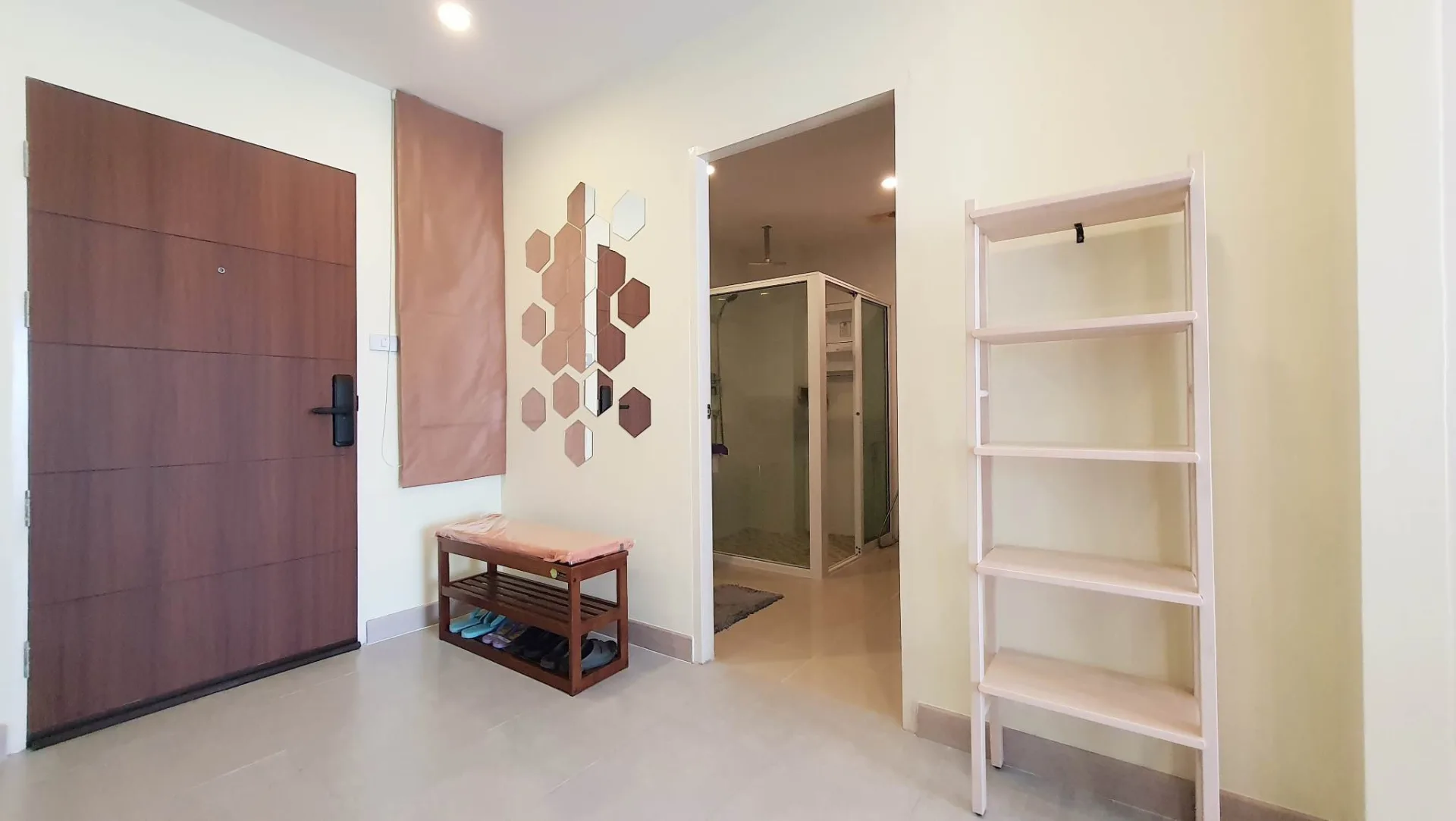 Property photos for Tourmaline Gold Sathorn - Taksin