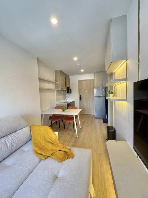 Property photos for Life Rama 4 - Asoke