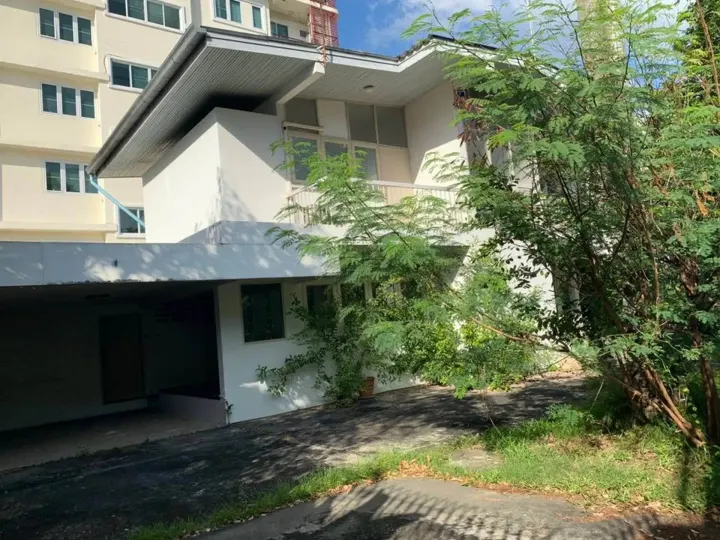 Property photos for Single House Ekkamai 6