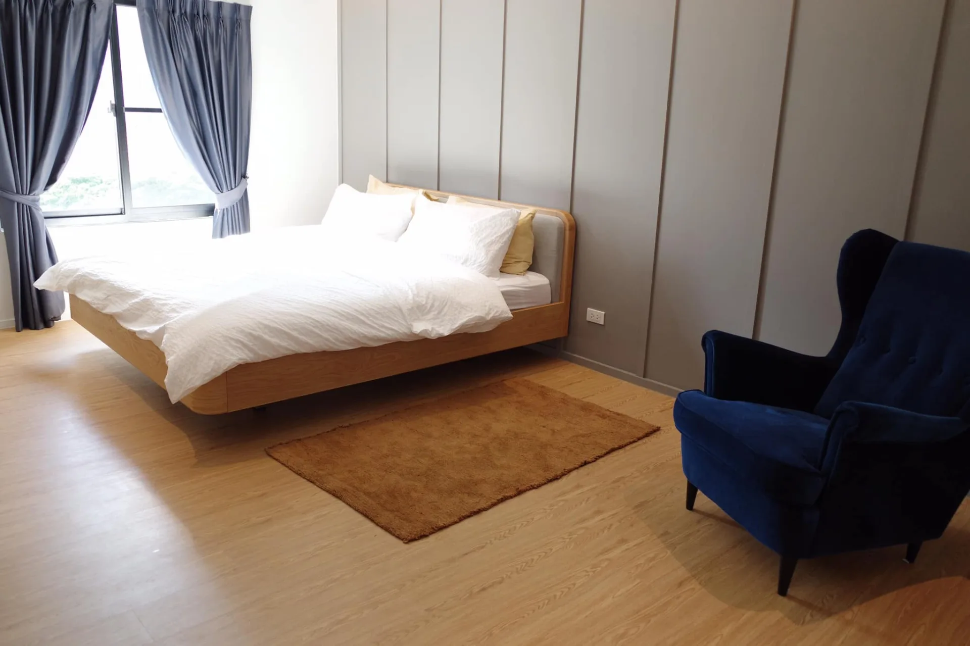 Property photos for Lily House
