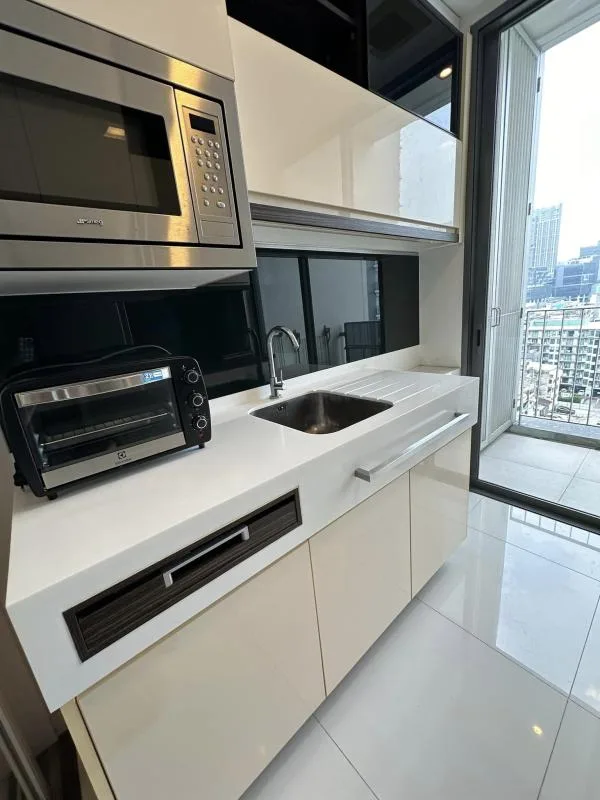Property photos for The Room Sukhumvit 62