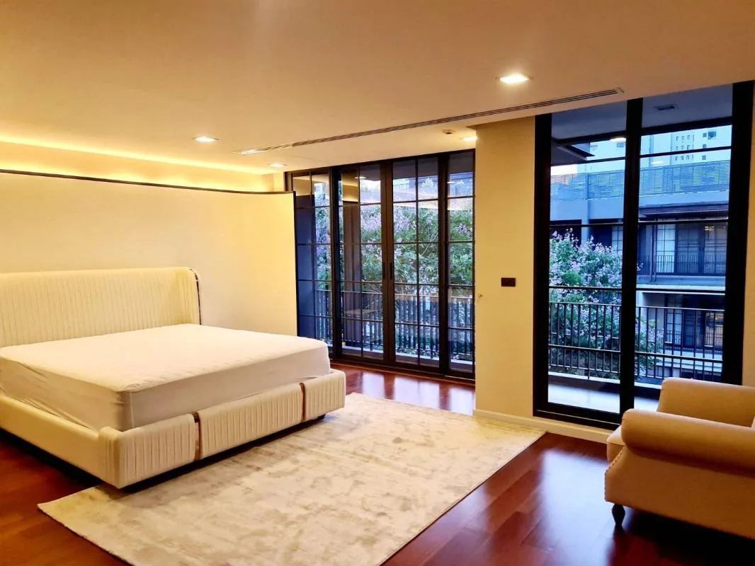 Property photos for Quarter 31
