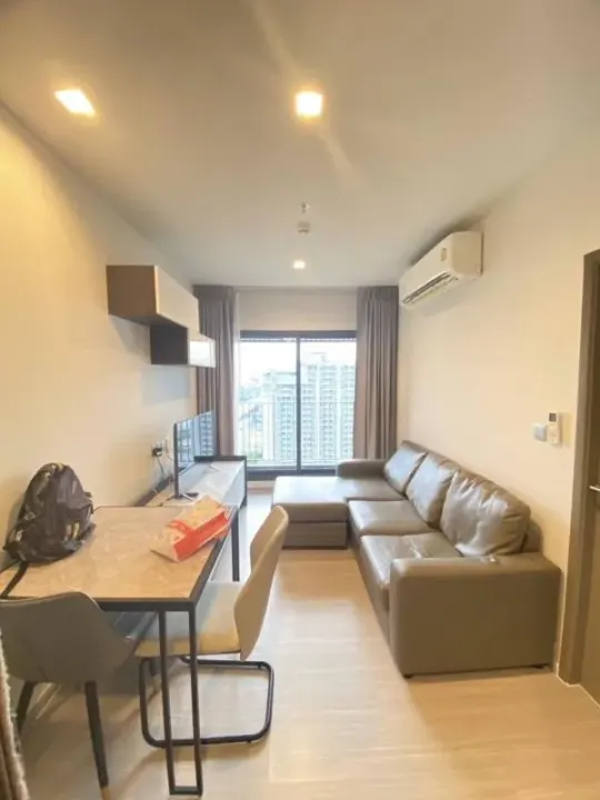 Property photos for Life Asoke Hype