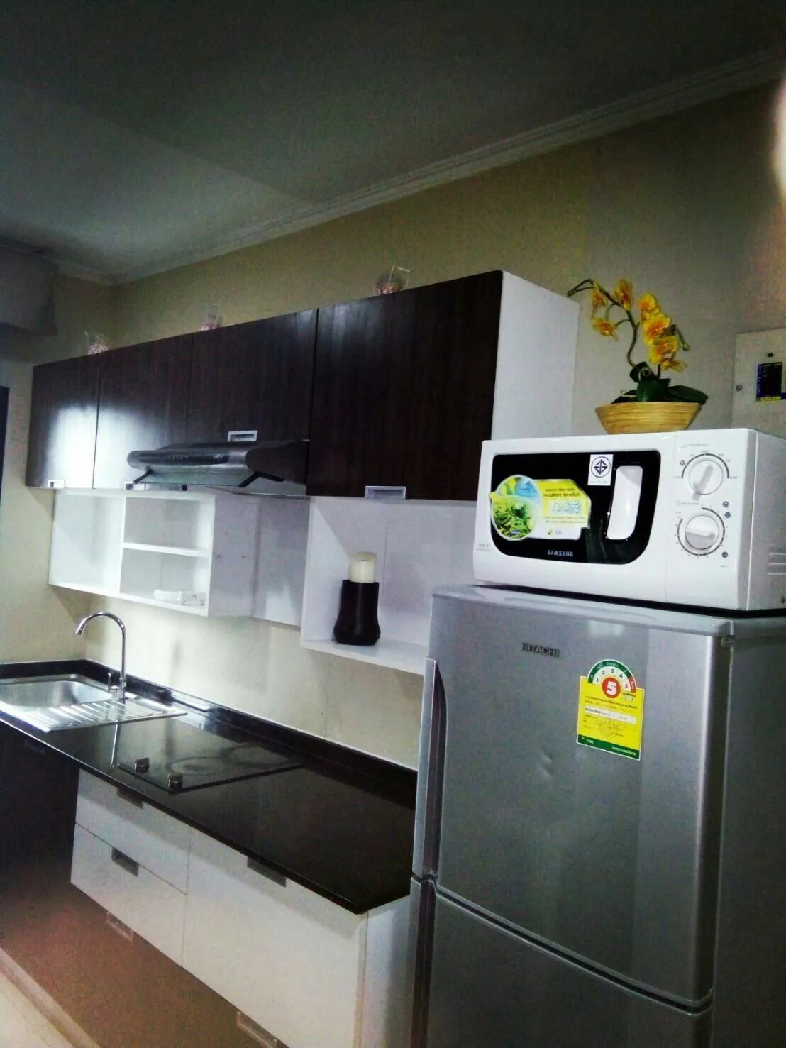 Property photos for Renova Residence Chidlom