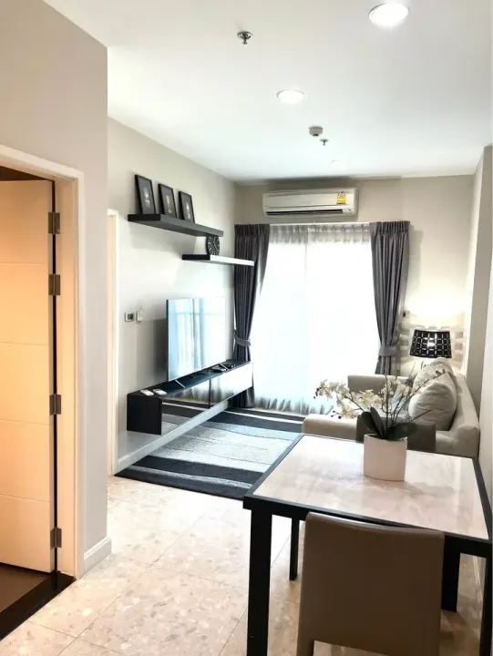 Property photos for The Crest Sukhumvit 34