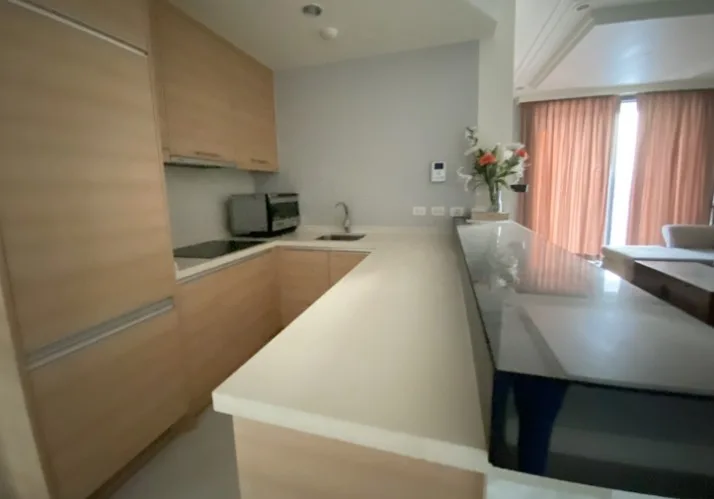 Property photos for Aguston Sukhumvit 22