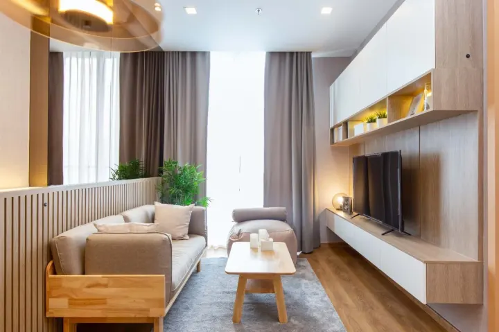 Property photos for Noble BE 33