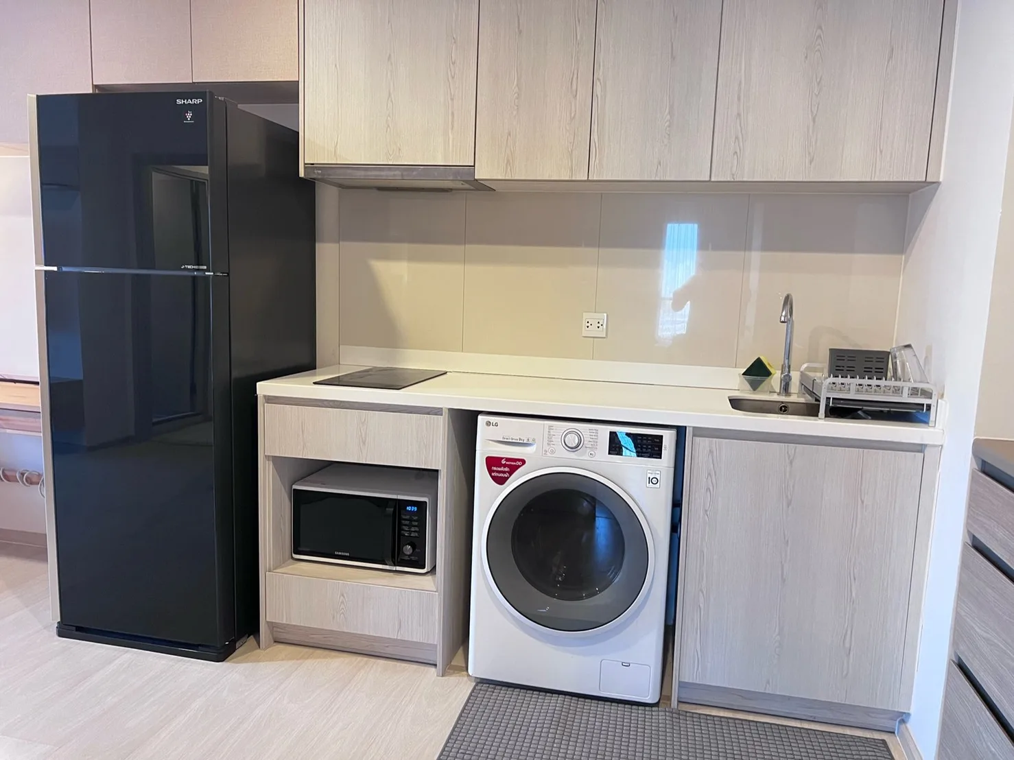 Property photos for Life Sukhumvit 48
