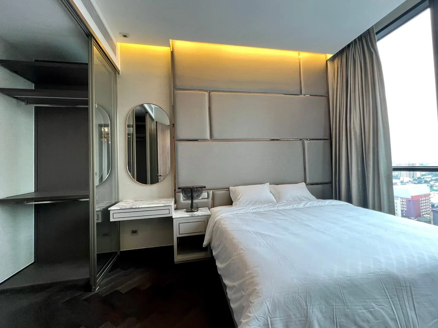 Property photos for The Esse Sukhumvit 36